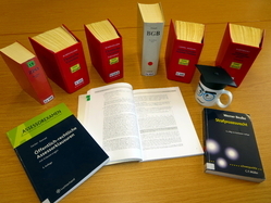Lehrbücher für Rechtsreferendare in der Bibliothek
